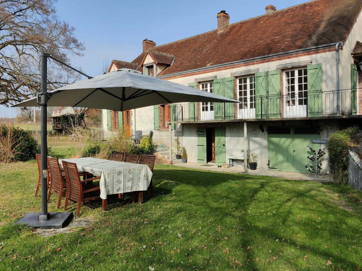 Chambres D'Hotes / B&B Chez Mon Reve Eguzon-Chantome Exterior photo