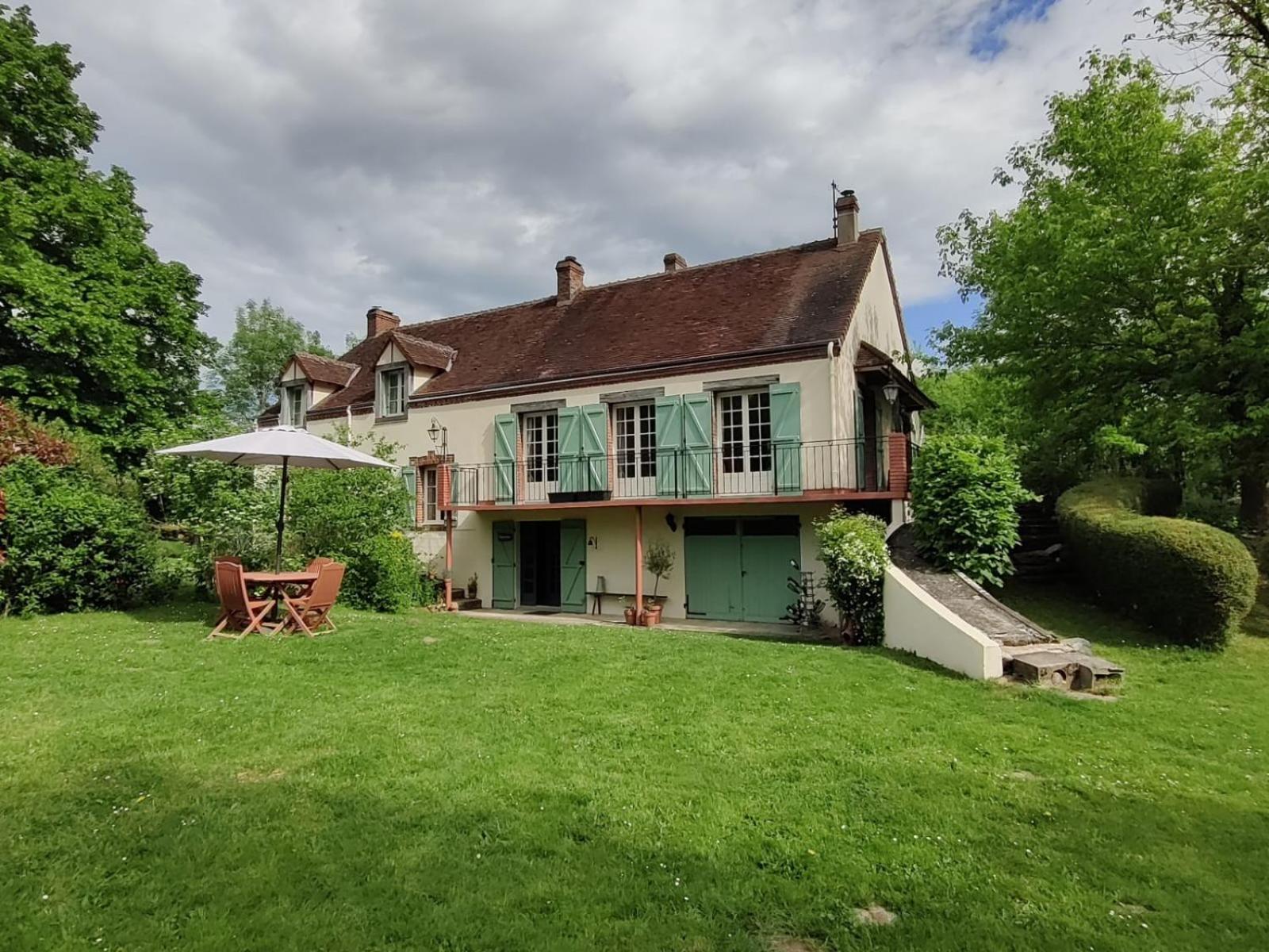 Chambres D'Hotes / B&B Chez Mon Reve Eguzon-Chantome Exterior photo